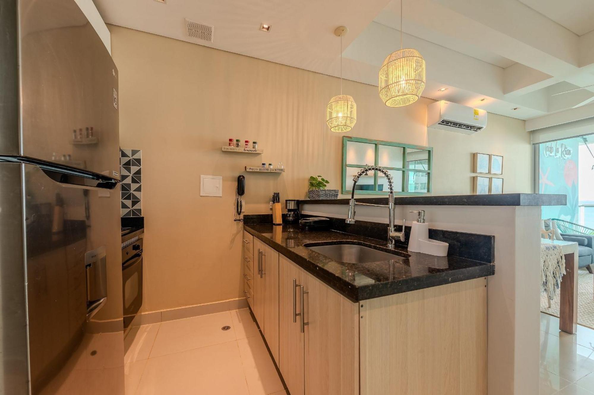 Apartamento Con Vista Al Mar - Piscina En La Azotea - 2 + 2 Baños