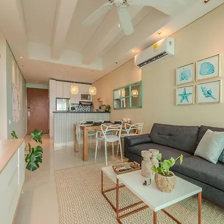 Apartamento Con Vista Al Mar - Piscina En La Azotea - 2 + 2 Baños *